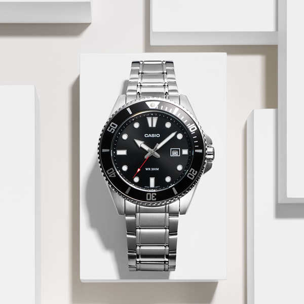 CASIO COLLECTION & VINTAGE WATCHES Mod. MDV-107D-1A1VEF